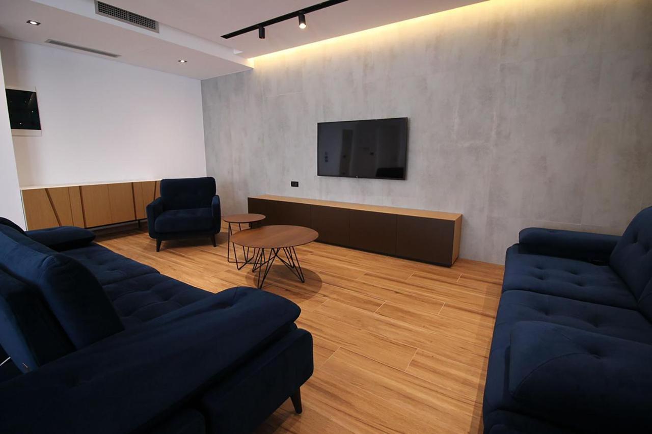"The View" Luxury Apartments ساراندا المظهر الخارجي الصورة