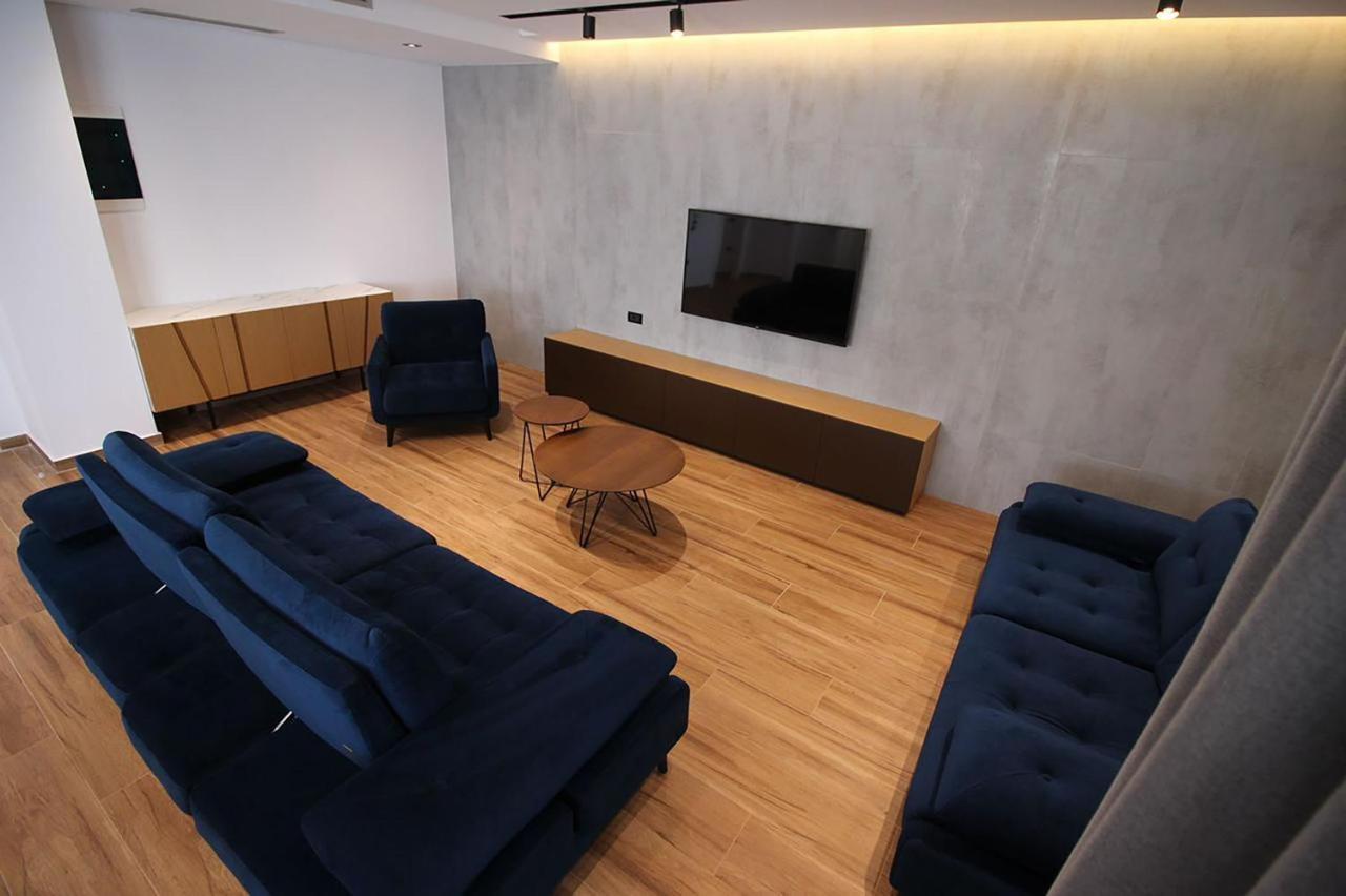 "The View" Luxury Apartments ساراندا المظهر الخارجي الصورة
