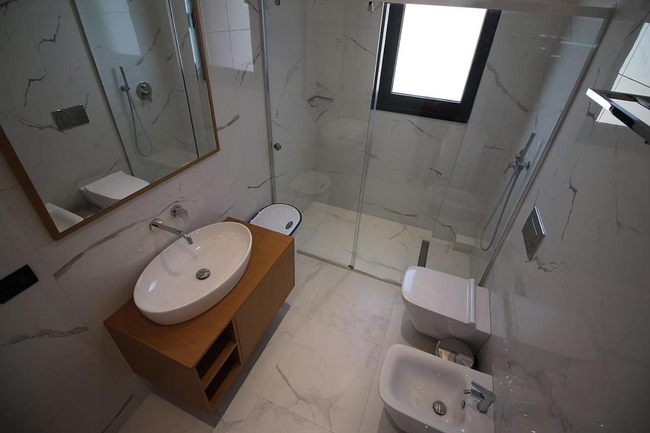 "The View" Luxury Apartments ساراندا المظهر الخارجي الصورة