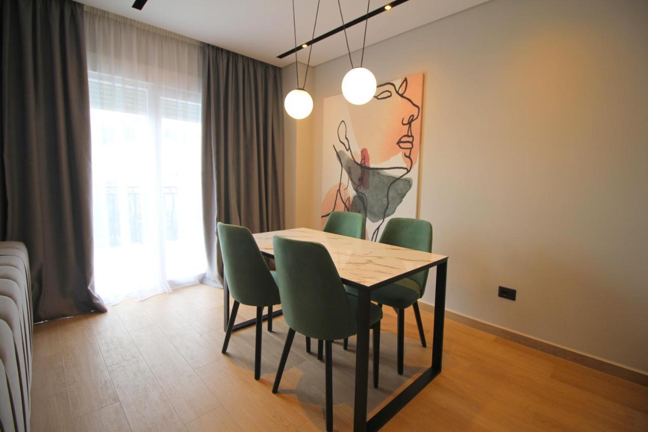 "The View" Luxury Apartments ساراندا المظهر الخارجي الصورة