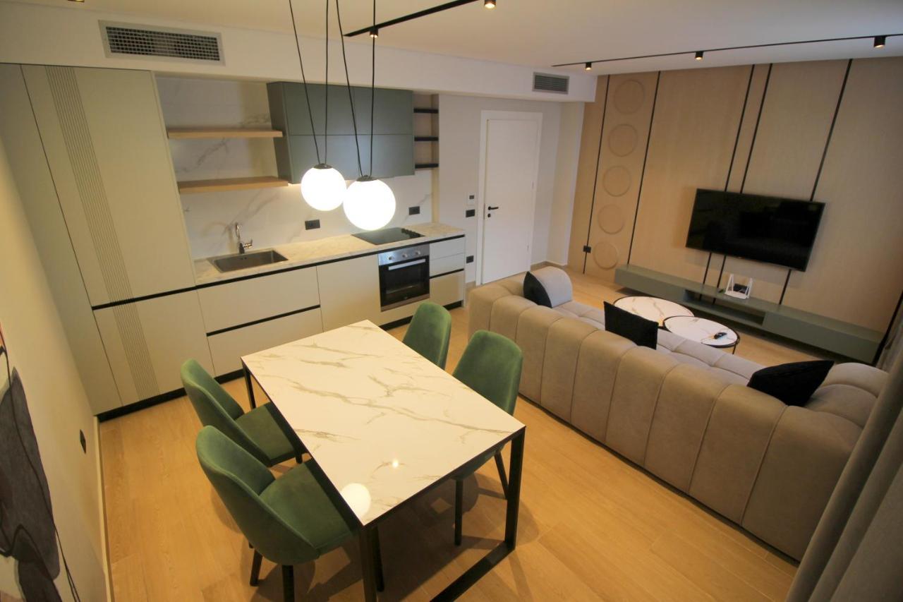 "The View" Luxury Apartments ساراندا المظهر الخارجي الصورة