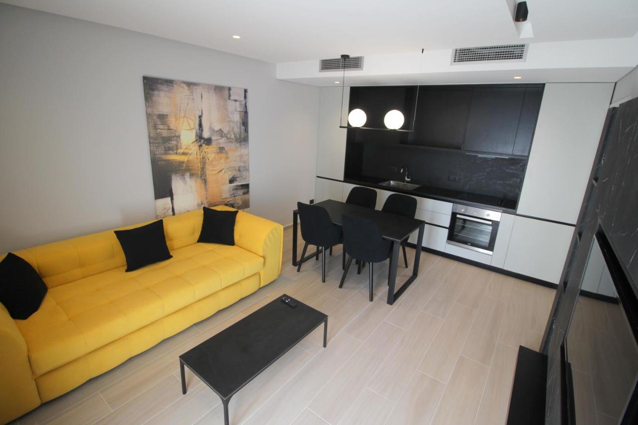 "The View" Luxury Apartments ساراندا المظهر الخارجي الصورة