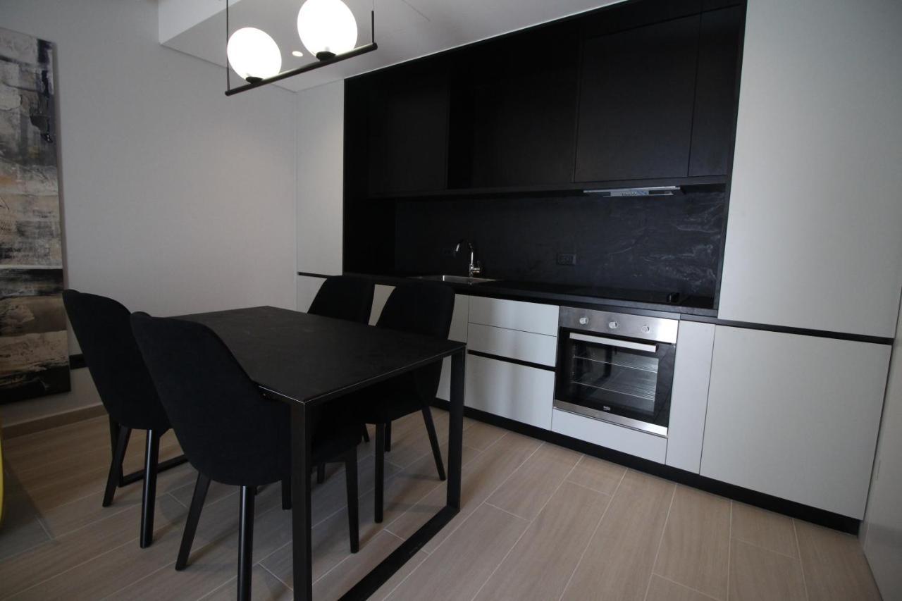 "The View" Luxury Apartments ساراندا المظهر الخارجي الصورة