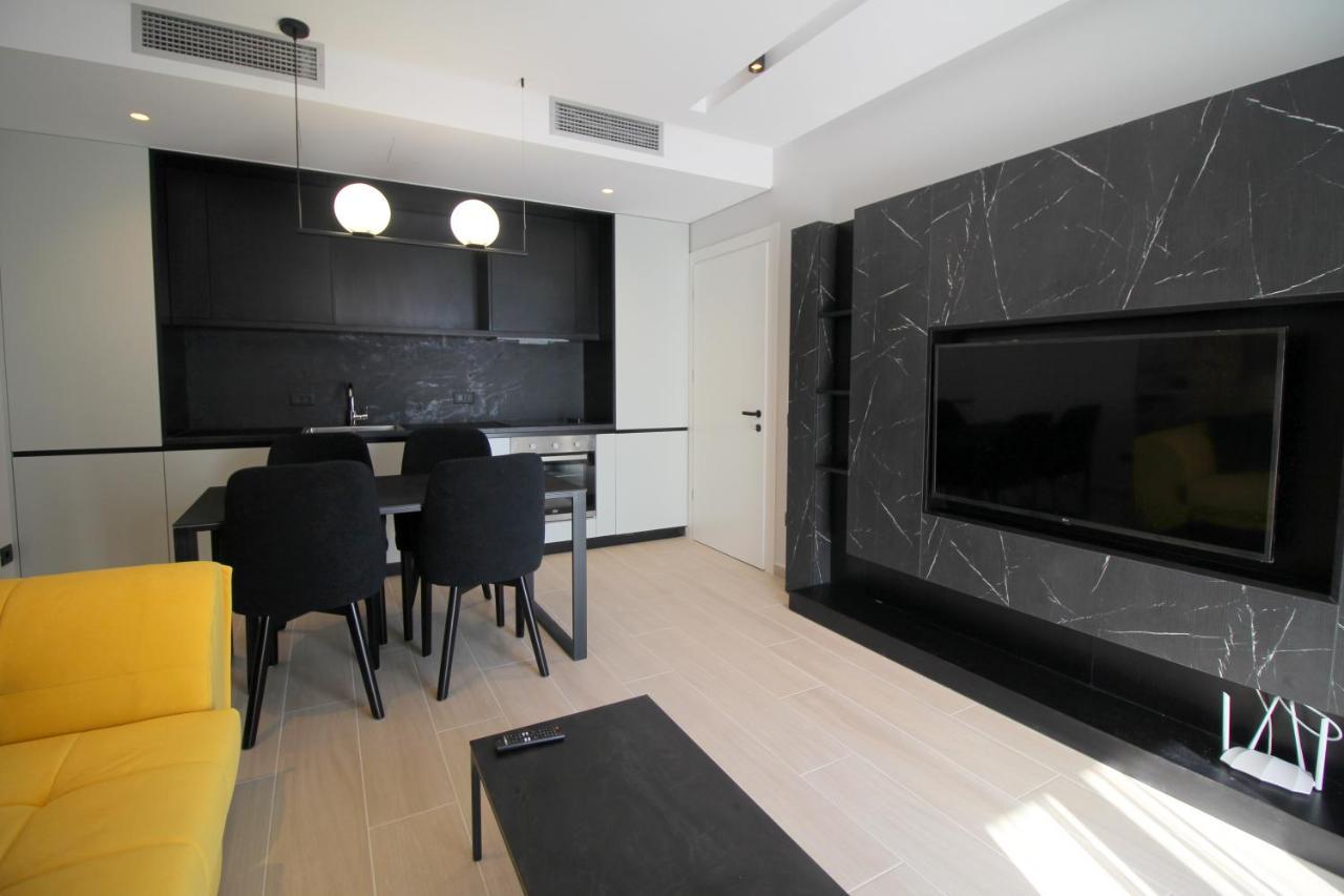 "The View" Luxury Apartments ساراندا المظهر الخارجي الصورة