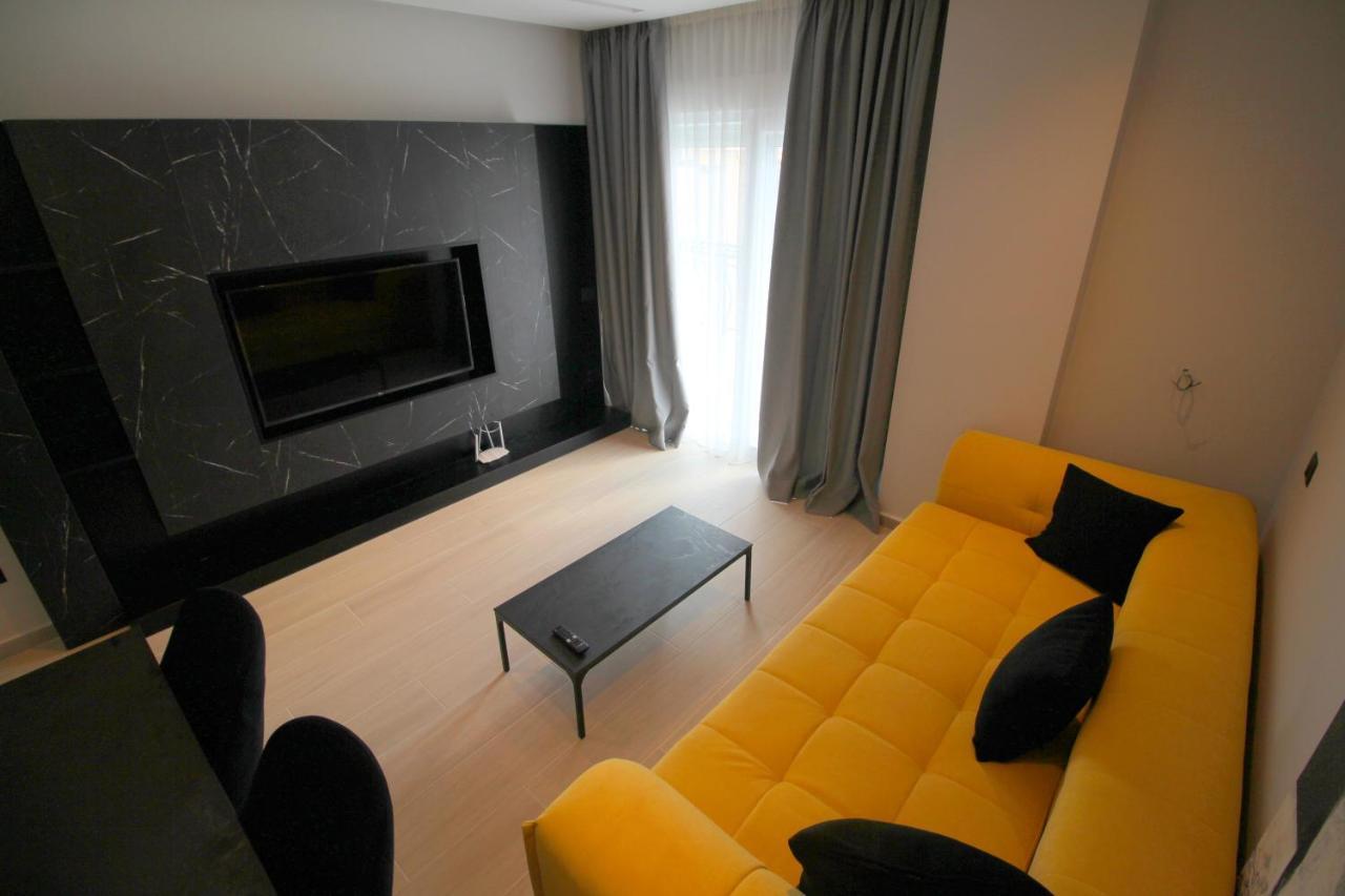 "The View" Luxury Apartments ساراندا المظهر الخارجي الصورة